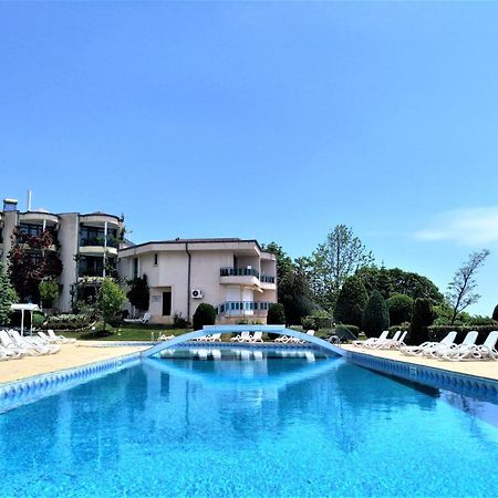 Baratero Vlas Marina Apartment Sveti Vlas Eksteriør billede