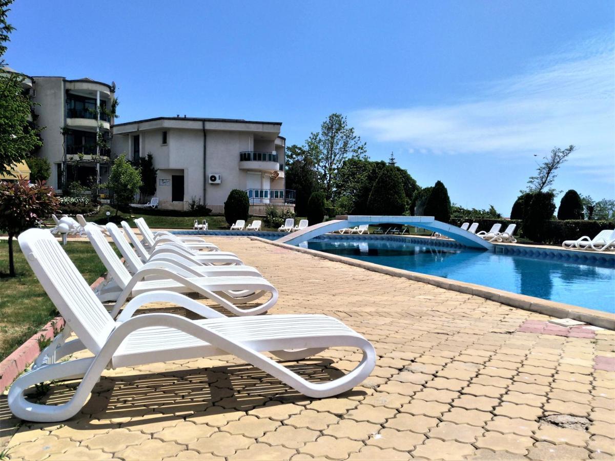 Baratero Vlas Marina Apartment Sveti Vlas Eksteriør billede